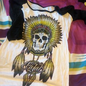Skull shirt